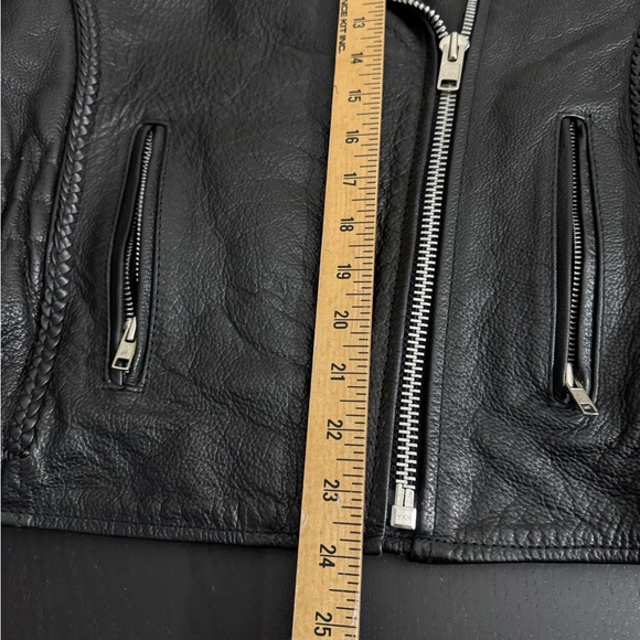 Vance Leathers, Women’s Black Leather Motorcycle/ Moto Jacket. Women’s Medium. - Picture 16 of 16
